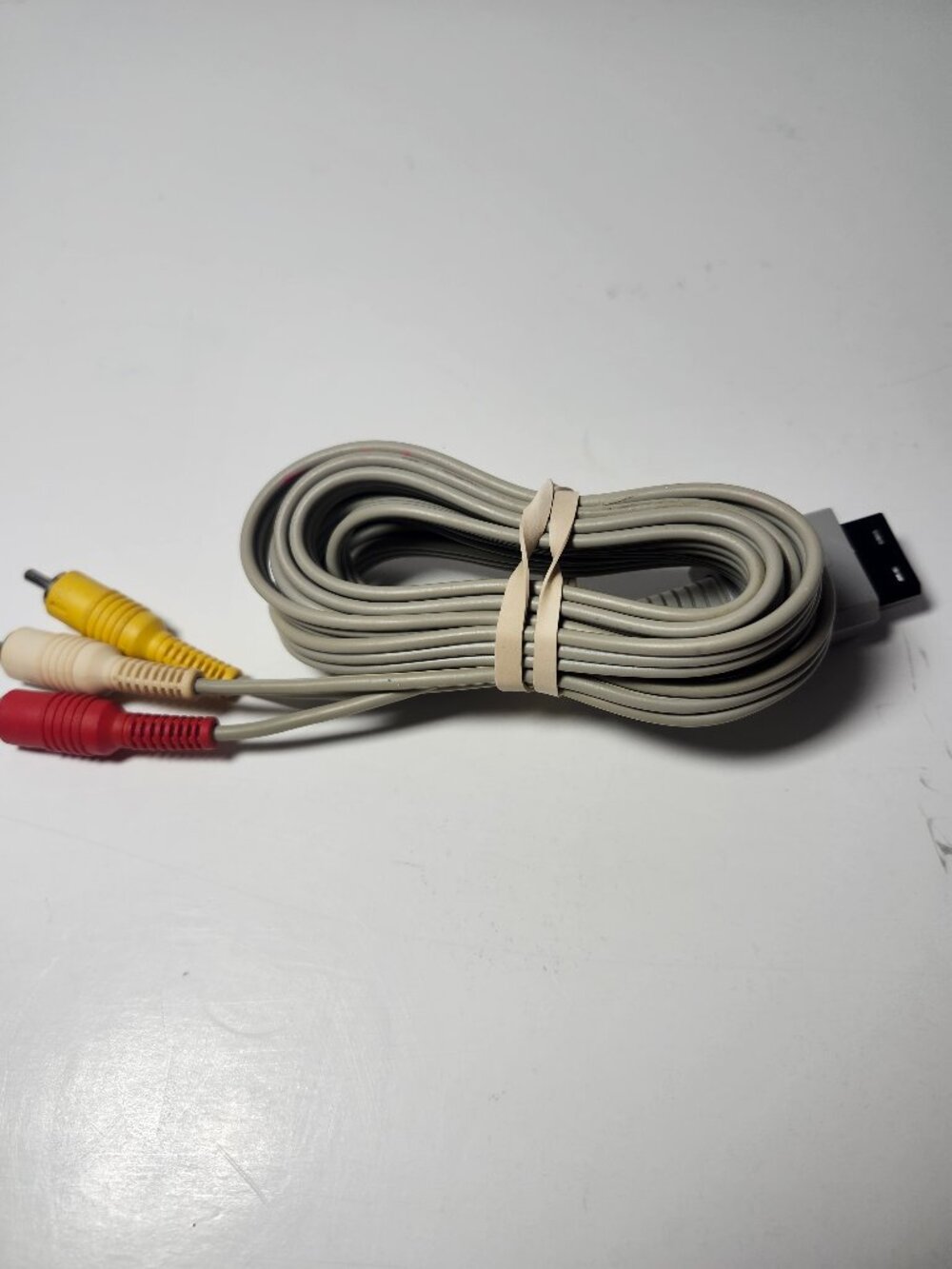 Genuine Nintendo Wii RVL-009 Composite AV RCA Cable OEM Tested